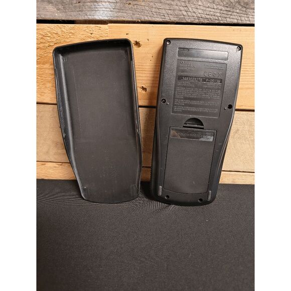 Texas Instruments TI-83 Plus Graphing Calculator with Cover TESTED & WORKING - Picture 3 of 3